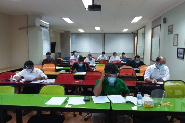 CRMP : Rabu, 21 Oktober 2020. Uji Tertulis CRMP B’141 BPKP sesi 1 di Ruang Edelweis, Gedung Biru lt. 4