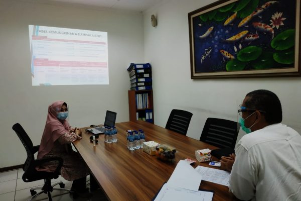 CRMO : Jumat, 13 November 2020 Uji Presentasi CRMO B’152 di Gd. Biru Lt. 4 dengan asesor Bapak Irsal Matondang