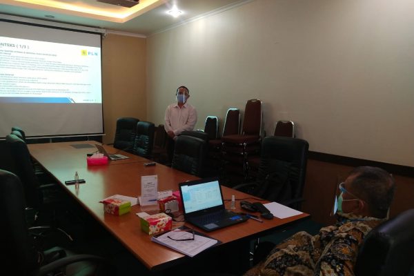 CRMO : Senin. 30 November 2020. Uji Presentasi CRMO B ‘157 di Ruang Borobudur Lt 3 PLN yogyakarta dengan Asesor Bapak Raymond Buisson