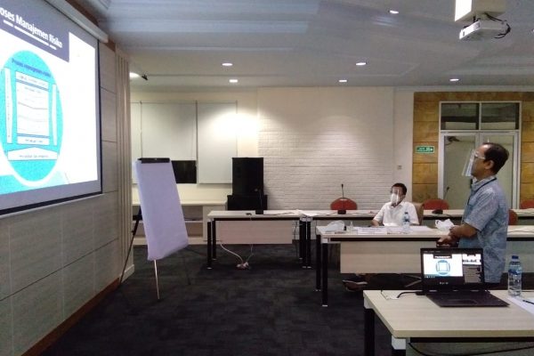 CRMO ; Uji Presentasi CRMO Ang. 151 – PT. PLN UIW SULUTENGGO-MANADO Tgl. 06-07 November 2020. Asesor oleh Bapak Ricardo Pardede