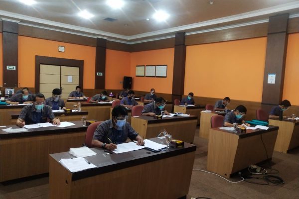 CRMO : Uji Tertulis ANAMROT CRMO 150 PLN UIT Surabaya. Kamis, 5 November 2020. Ruang Kelud lt. 2 PT PLN UIT Surabaya