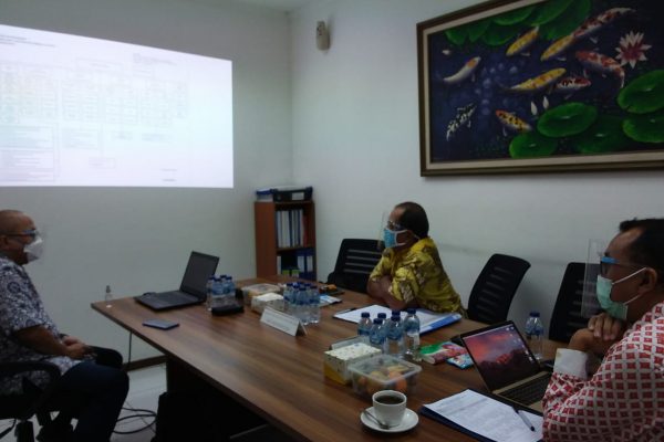CRMP : Jumat, 18 Desember 2020 Uji Presentasi CRMP B’ 146 dg Asesor Bapak Andri Bayumi dan Bapak Rusdianto di Ruang Edelweis 3 Gedung Biru lt. 4