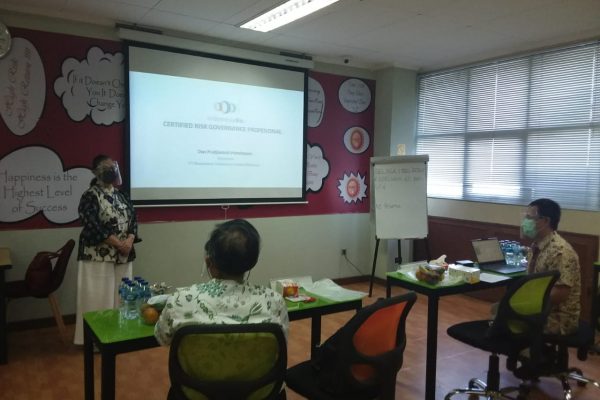 CRGP : Jumat 04 Desember 2020 Uji Presentasi CRGP B’78 di Ruang Edeweis