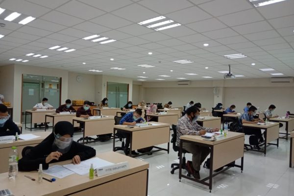 CRMO : Jumat, 11 Desember 2020. Uji Tertulis CRMO B’ 160 di Ruang A400 Gedung Bina PPM Manajemen