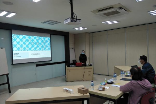 CRMP : Selasa. 22 Desember 2020. Uji Presentasi CRMP B ‘147  di Ruang A202 Lt 2 Gd. Bina PPM Manajemen dengan Asesor Bapak Budi Setiawan dan Rinanti Agnes Arsadjaja