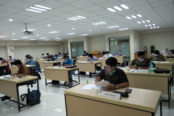 CRMO : Sabtu. 12 Desember 2020. Uji Tertulis CRMO B ‘160 di Ruang 400 Lt 4 Gd. Bina PPM Manajemen
