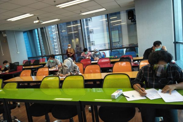 Jumat. 26 Februari 2021. Uji Tertulis CRMP B ‘149 di Ruang Edelweis, Pakuwon Lt 26