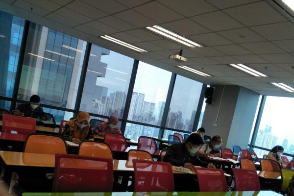 Rabu, 24 Februari 2021. Uji Tertulis CRMO ( Sesi 2) B ‘167 di Ruang Edelweis, Pakuwon Lt 26c