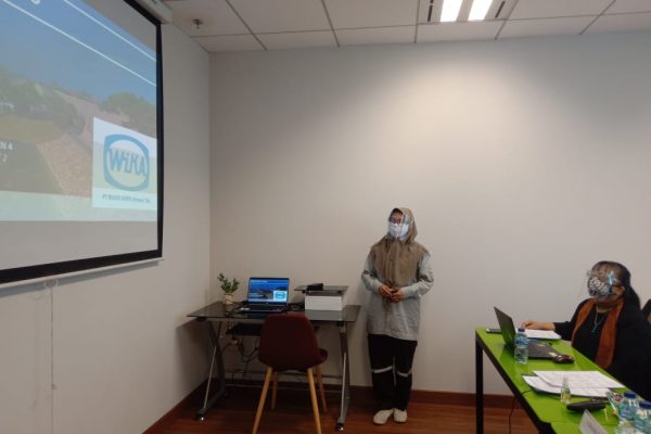 Senin, 08 Maret 2021. Uji Presentasi CRMO B’168 PT. Wijaya Karya (Persero) tbk dg Asesor Ibu Ida Arini di Ruang Kelas Pakuwon lt. 26