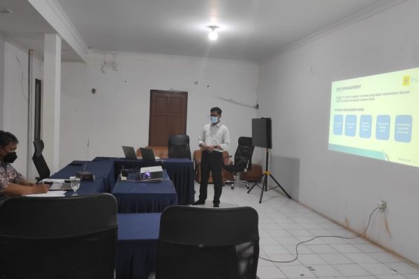 Uji Presentasi ANAMROT /CRMO 222 PLN UIP Jepara.  Senin, 22 November 2021 Gd. Serbaguna PLN UIP Jepara. Asesor Bpk Aditya Alfa Kusuma, Asesi Bpk Arfian Galih.