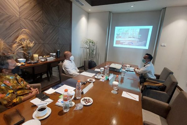 Uji Presentasi ATKRT/CRGP Angkatan 103, Hari Kamis tgl 9 Juni 2022 Ruang Mont Blanc 2 lt 7 Swiss-Belhotel Bogor dgn Asesor Bapak Bramantyo Djohanputro dan Bapak Rinarno Pramudiyanto, Asesi Bapak Erwin Setiabudi